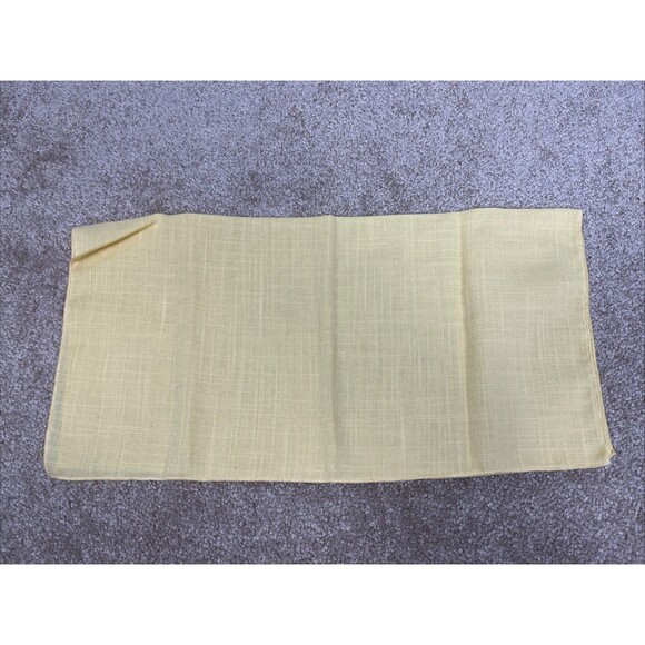Set Of 4 Vintage Fine Linen Blend Dinner Napkins Yellow 16" Square Rolled Hem - Picture 2 of 3